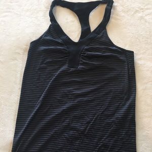 Under Armour Black Stripe Workout Tank Size S